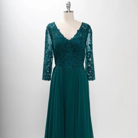 New A-Line Formal Floral Lace Embellished MOB Maxi Gown w/ 3/4 Sleeves TC M2758Q - Picture 3 of 8